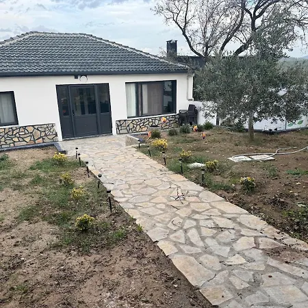 Шале Serenity Mountain House *