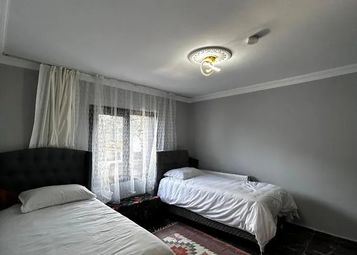 木屋 Serenity Mountain House *