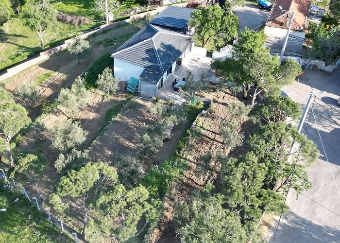 Alpstuga Serenity Mountain House *